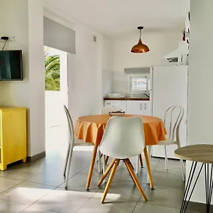 The Blue Corner Apartment