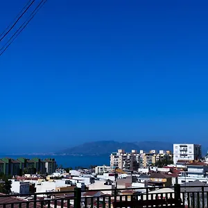 https://10-min-to-beach-cosy-flat.1costadelsol.com